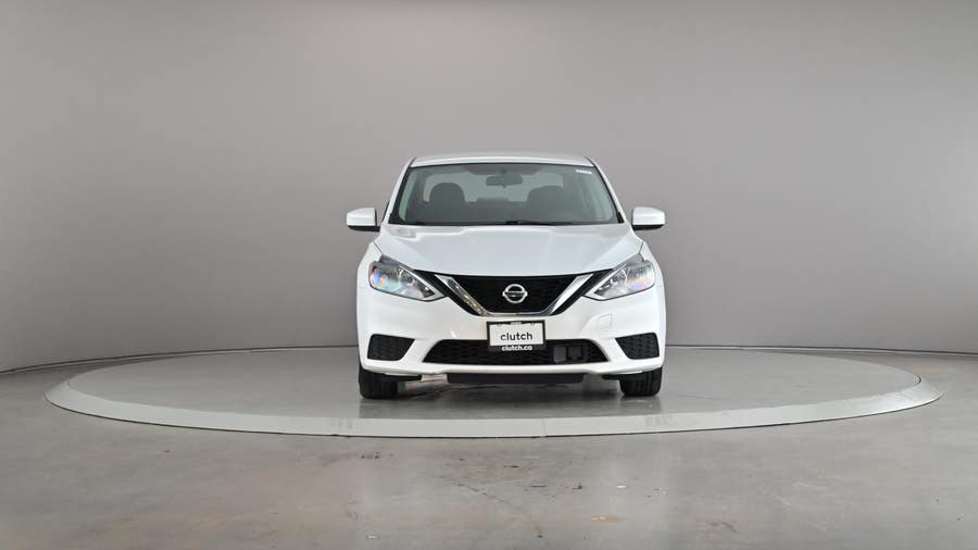 Vehicle photo 3