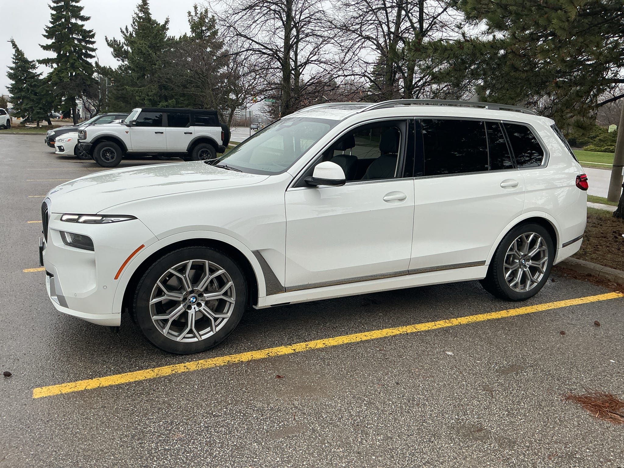 2023 BMW X7 xDrive40i AWD
