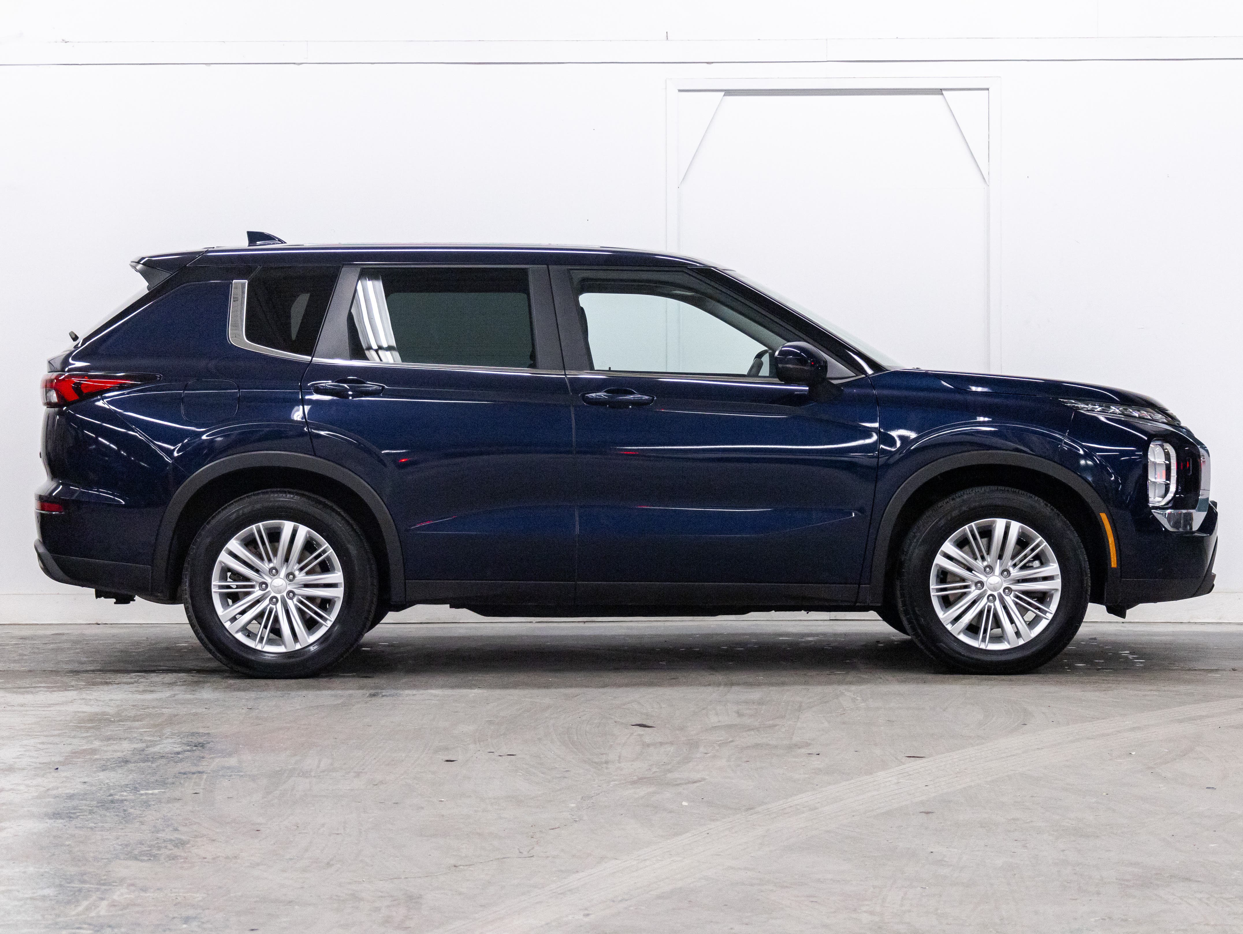 2023 Mitsubishi Outlander