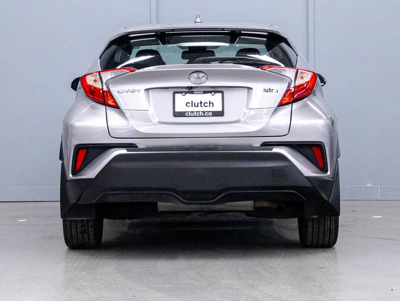 Vehicle photo 4