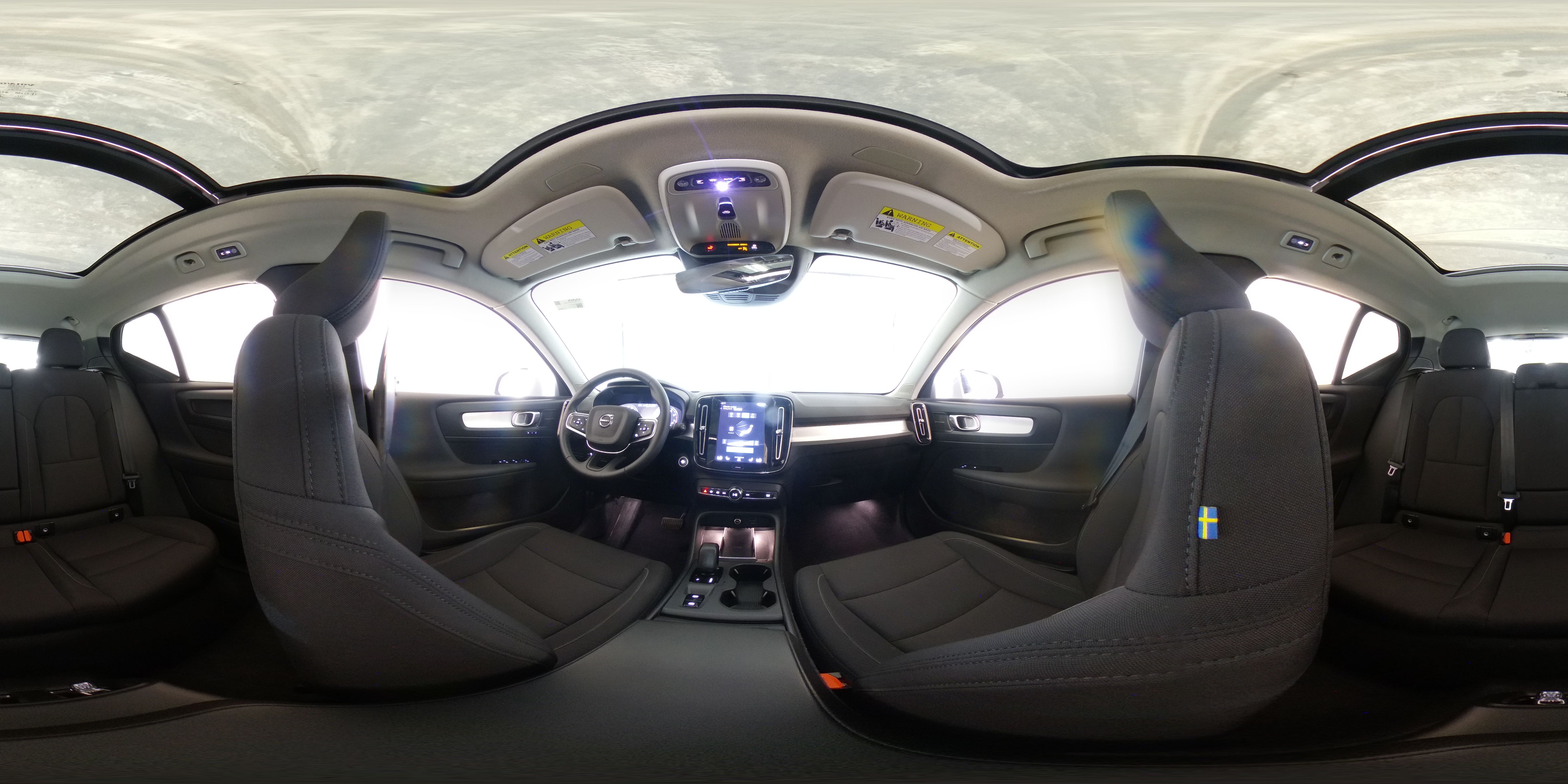 2022 Volvo XC40