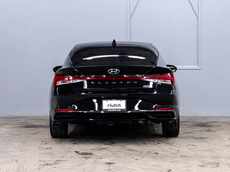Vehicle photo 4
