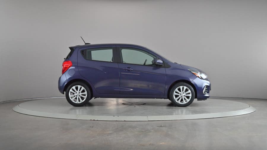Vehicle photo 4