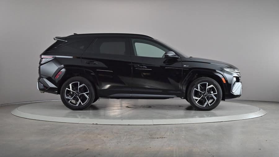 Vehicle photo 4