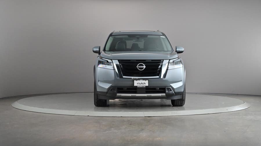 Vehicle photo 3