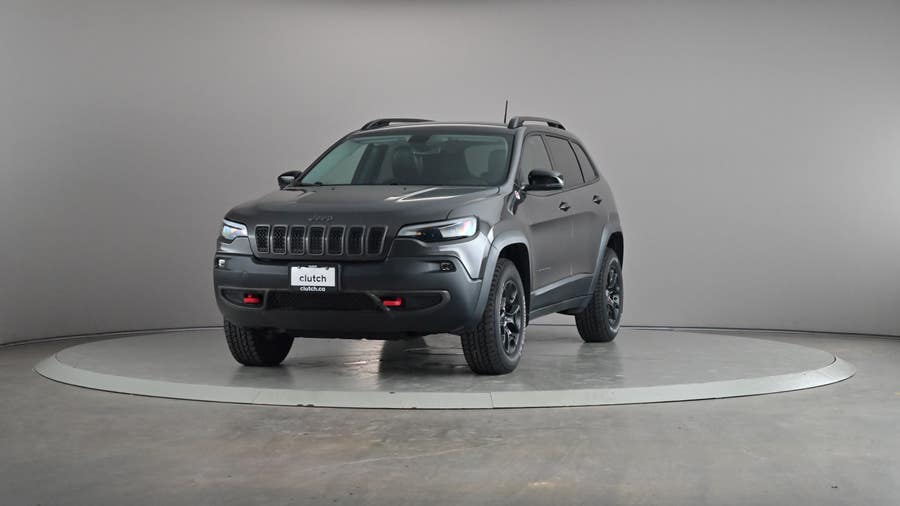 Vehicle photo 2