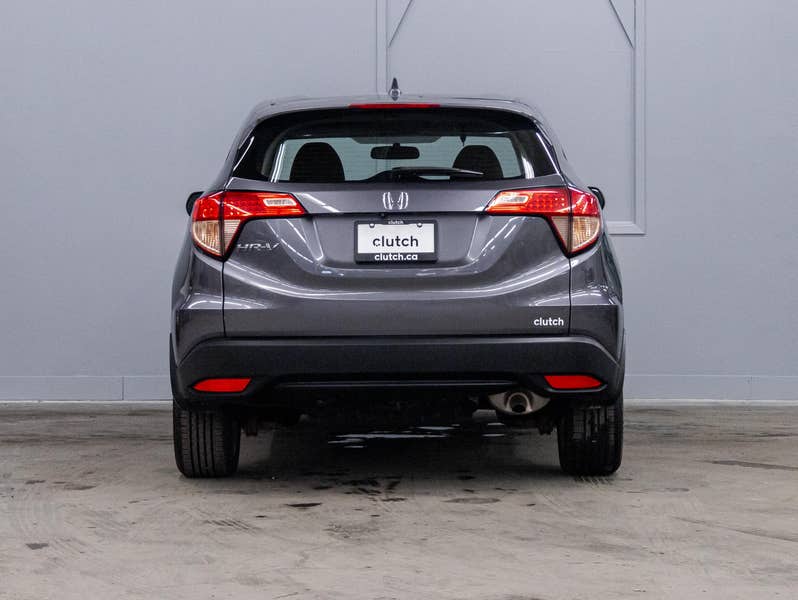 Vehicle photo 4