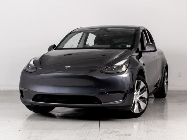 Tesla Model Y Standard Range
