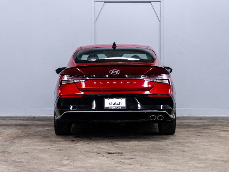 Vehicle photo 4