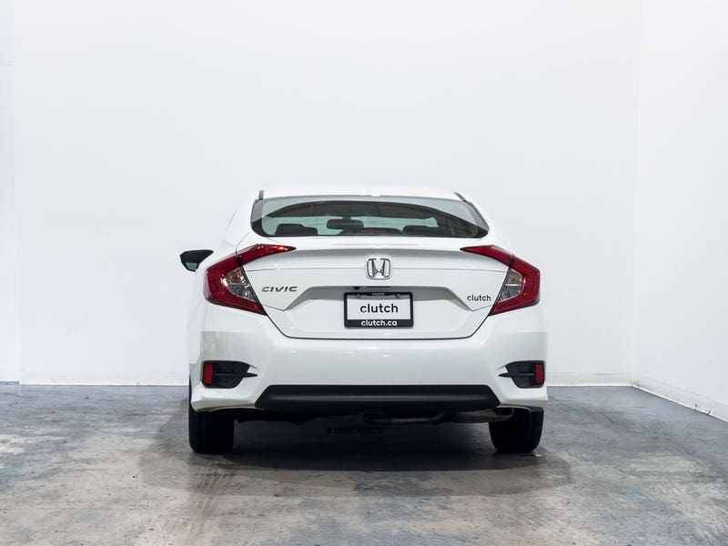 Vehicle photo 4