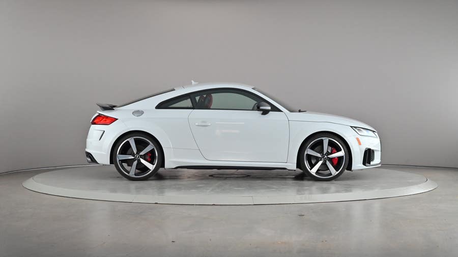 Vehicle photo 4