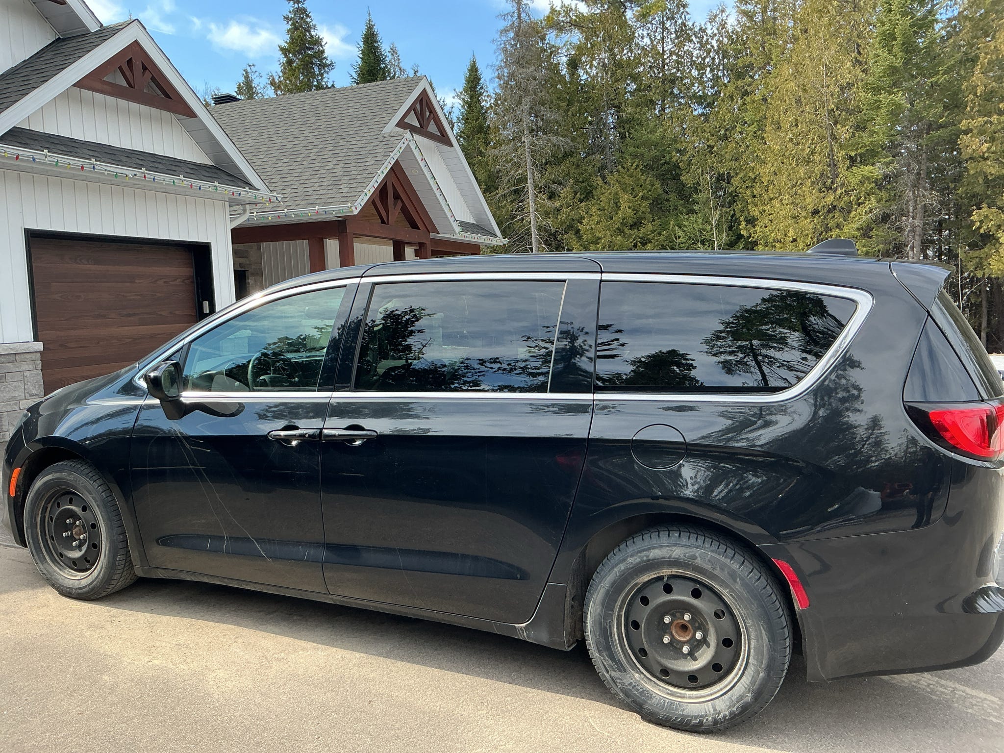 2022 Chrysler Grand Caravan SXT FWD