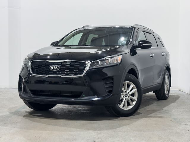 Black 2019 Kia Sorento
