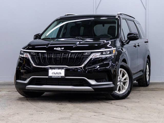 Black 2023 Kia Carnival