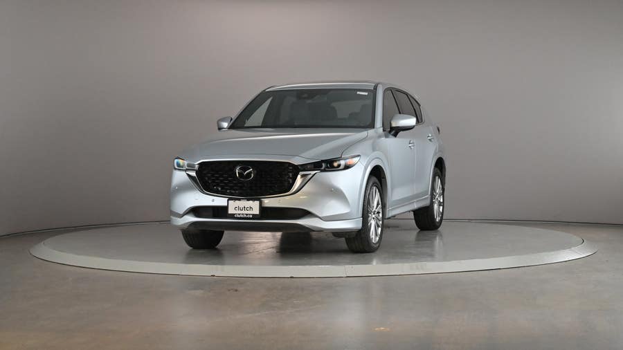 Vehicle photo 2