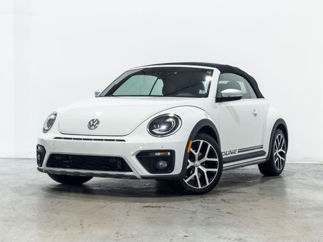 White 2019 Volkswagen Beetle
