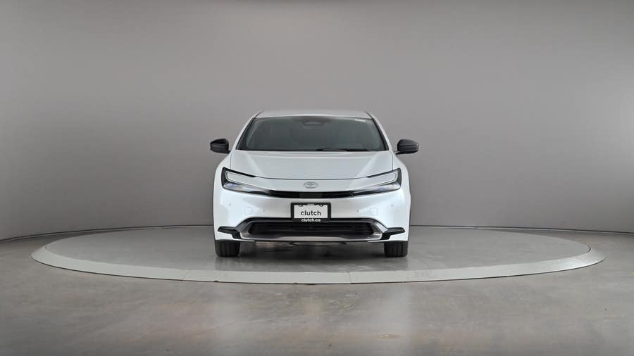 Vehicle photo 3