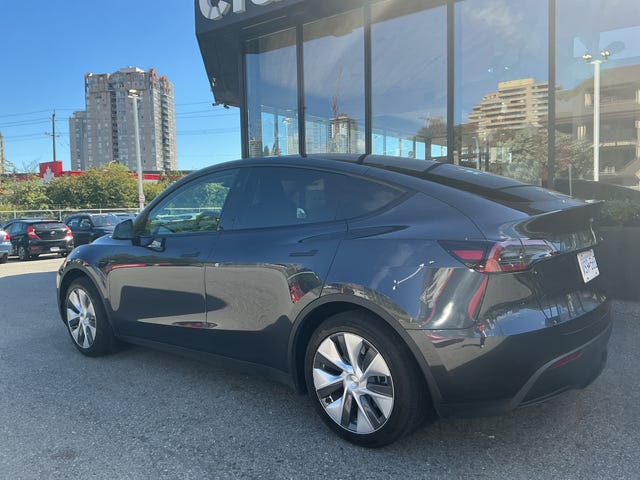 Tesla Model Y RWD