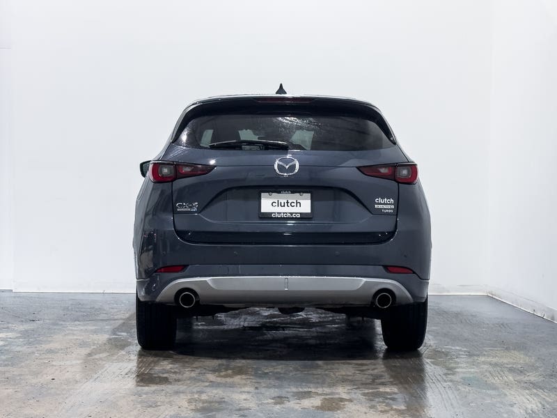 Vehicle photo 4