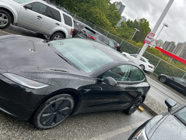 Tesla Model 3 RWD