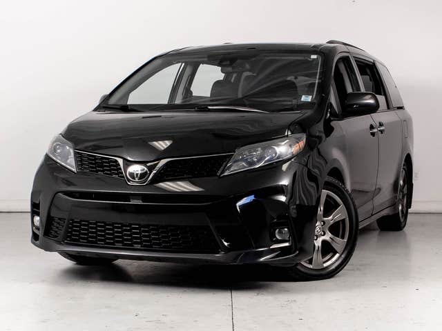 Toyota Sienna SE
