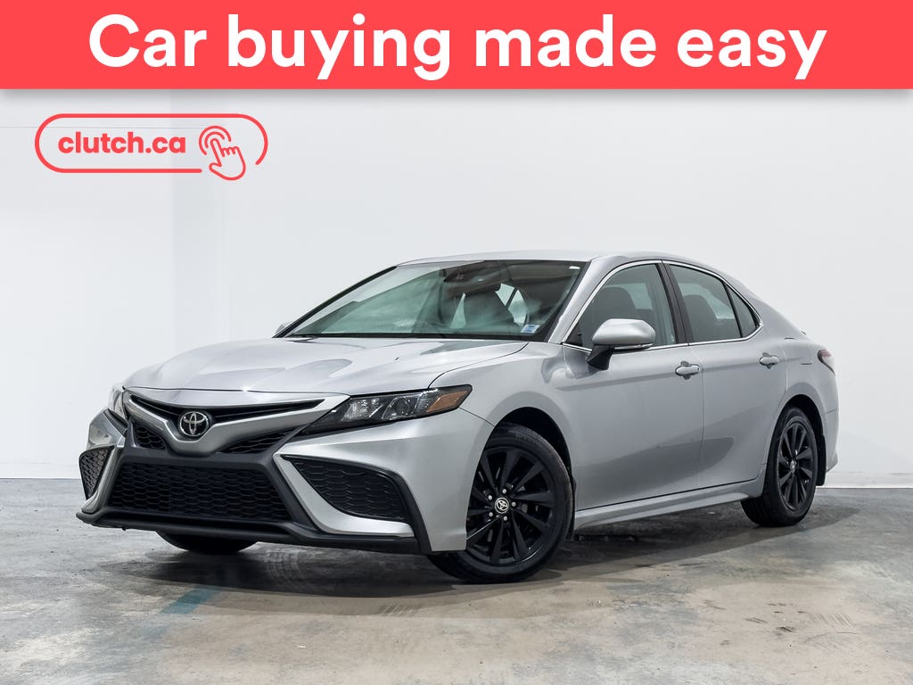 Silver 2022 Toyota Camry Sedan Front-Wheel Drive Automatic