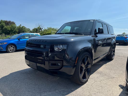 Land Rover Defender 130 X-Dynamic SE