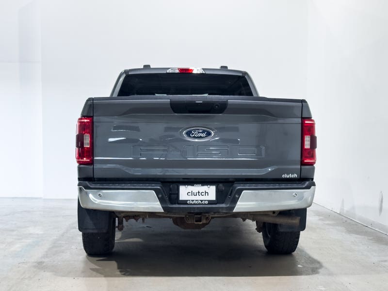 Vehicle photo 4