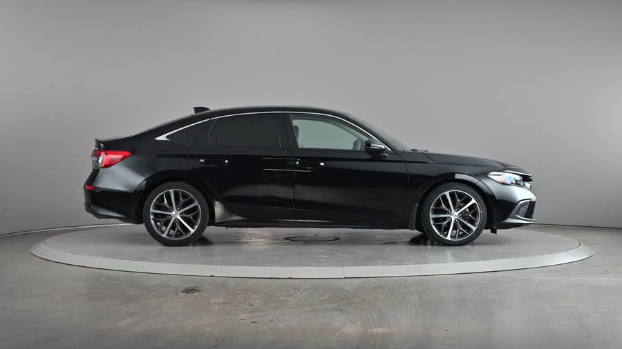 Vehicle photo 4