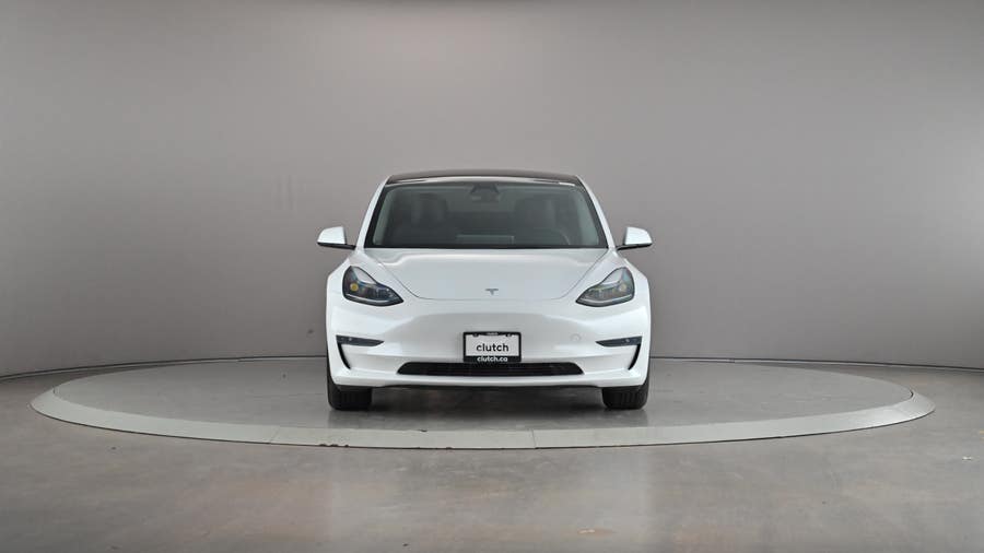 Vehicle photo 3