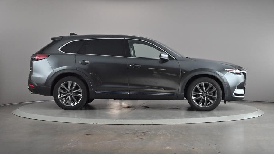 Vehicle photo 4