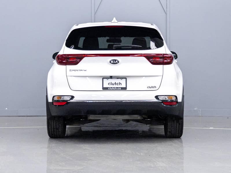 Vehicle photo 4