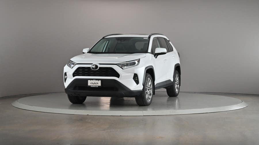 Vehicle photo 2
