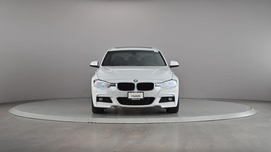Vehicle photo 3