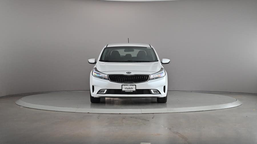 Vehicle photo 3