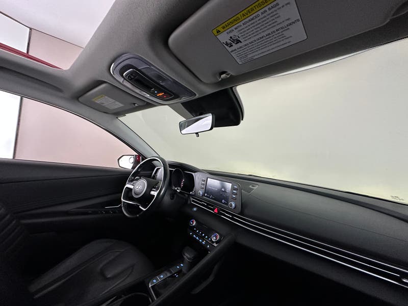 Vehicle photo 4