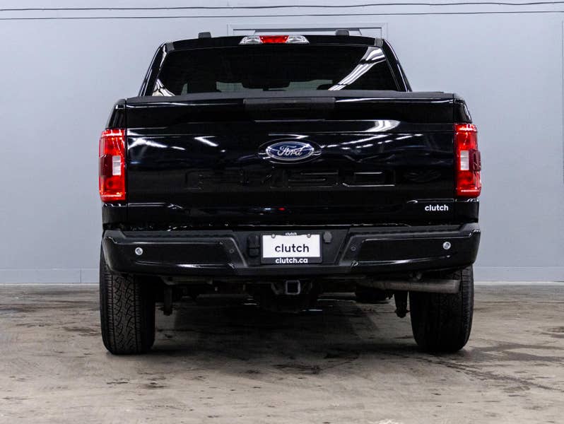 Vehicle photo 4