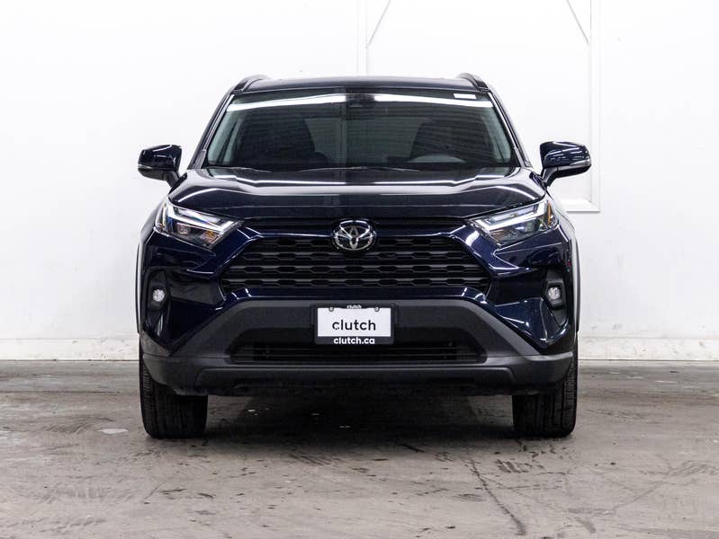 Vehicle photo 2
