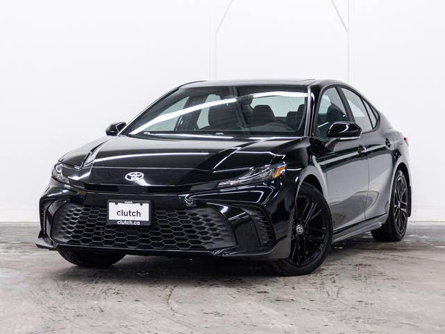 Toyota Camry Hybrid SE Upgrade AWD