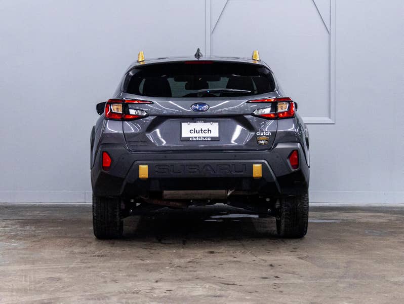 Vehicle photo 4
