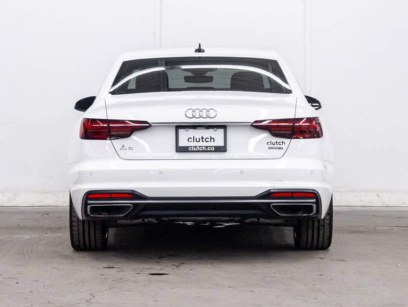 Vehicle photo 4