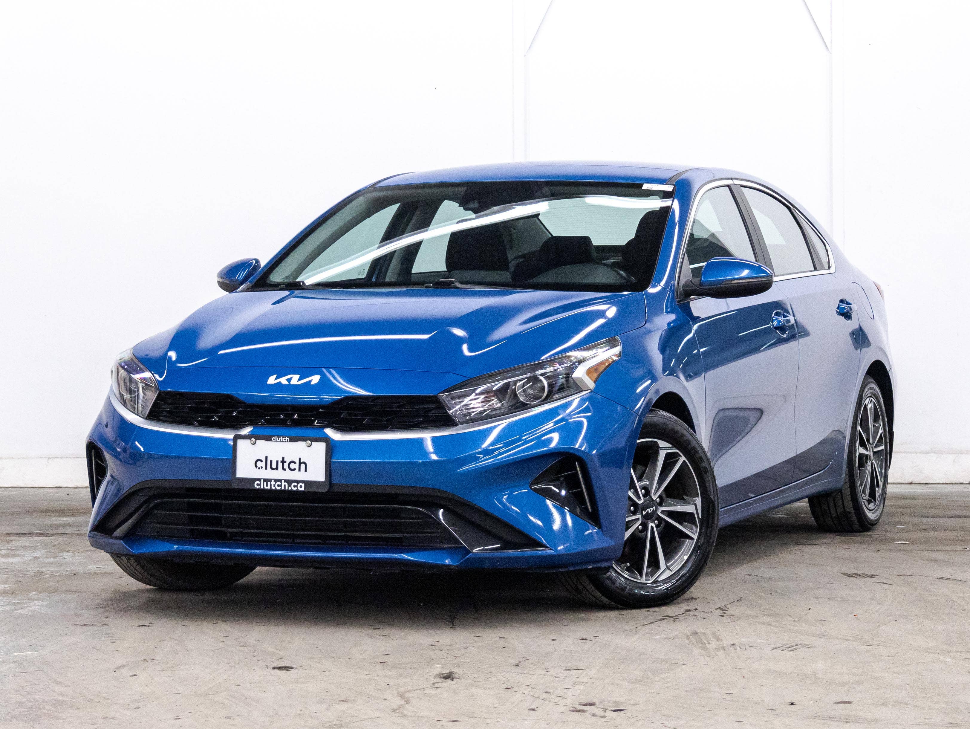 2023 Kia Forte EX FWD