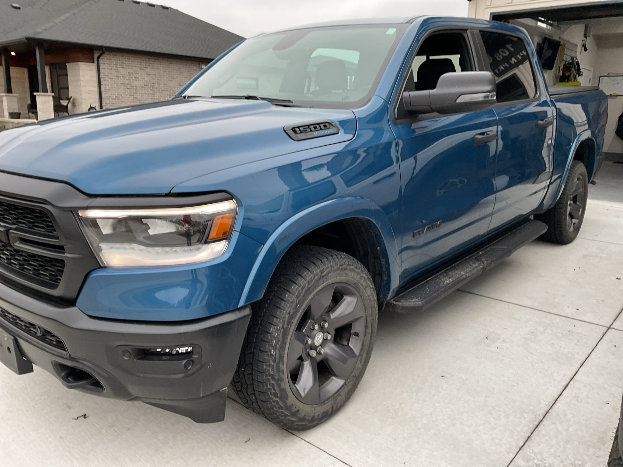 2024 RAM 1500 Big Horn Crew Cab 4WD