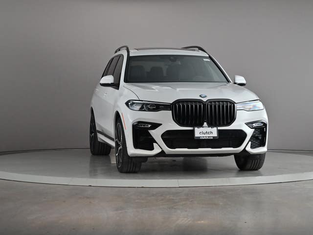 2022 BMW X7