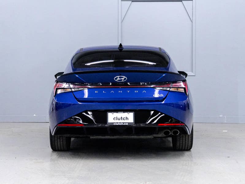 Vehicle photo 4