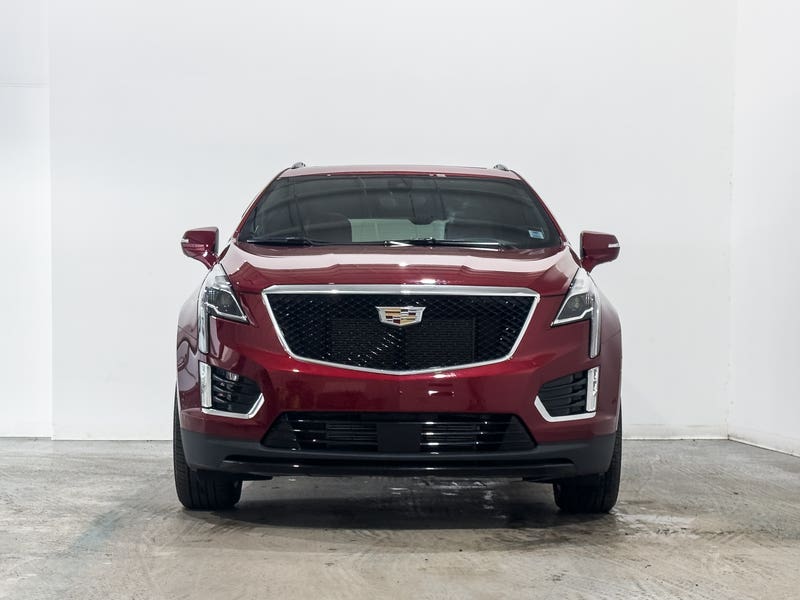 Vehicle photo 2