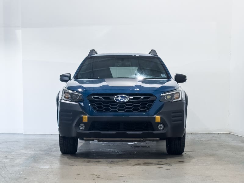 Vehicle photo 2