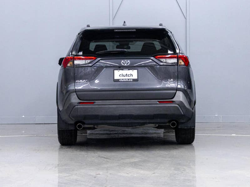 Vehicle photo 4