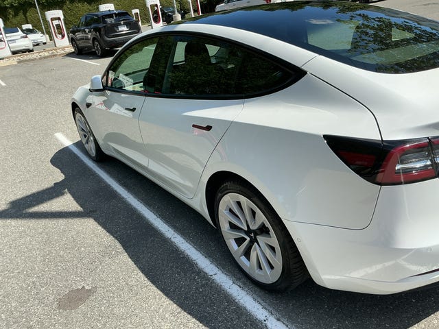 Tesla Model 3 RWD