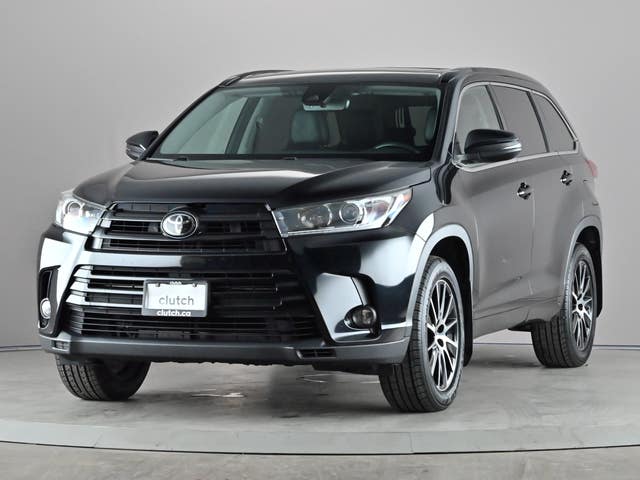 Toyota Highlander XLE AWD w/ SE Pkg.